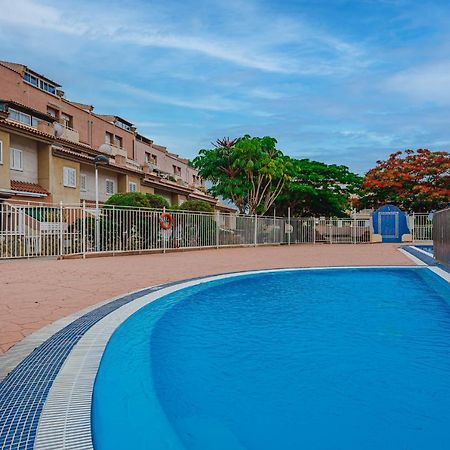 Red Large Family Apartment, Three Floors, 10 Guests Costa Adeje  Exterior foto